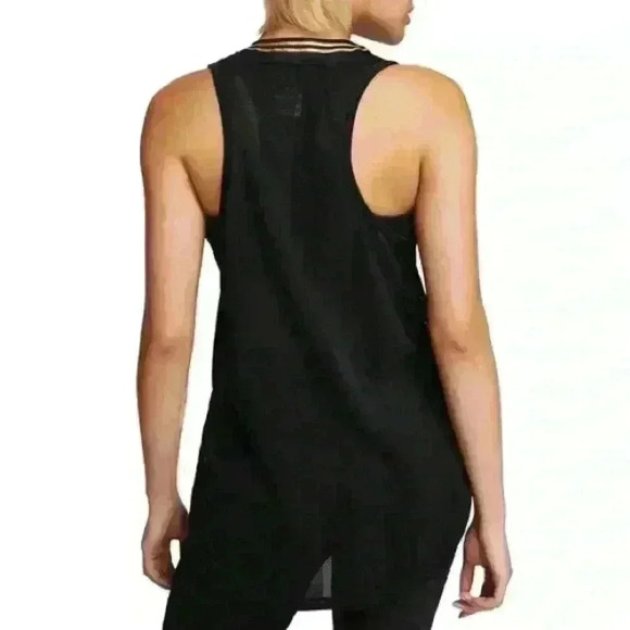 EUC Nike Dri Fit Activewear Tank Top L Black Mesh Nylon Swoosh Logo Round Hem - Picture 2 of 8